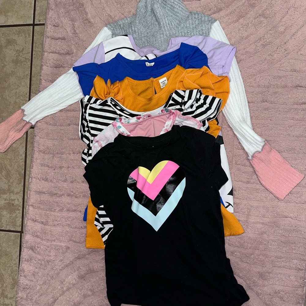 Lot of 7 tops girls